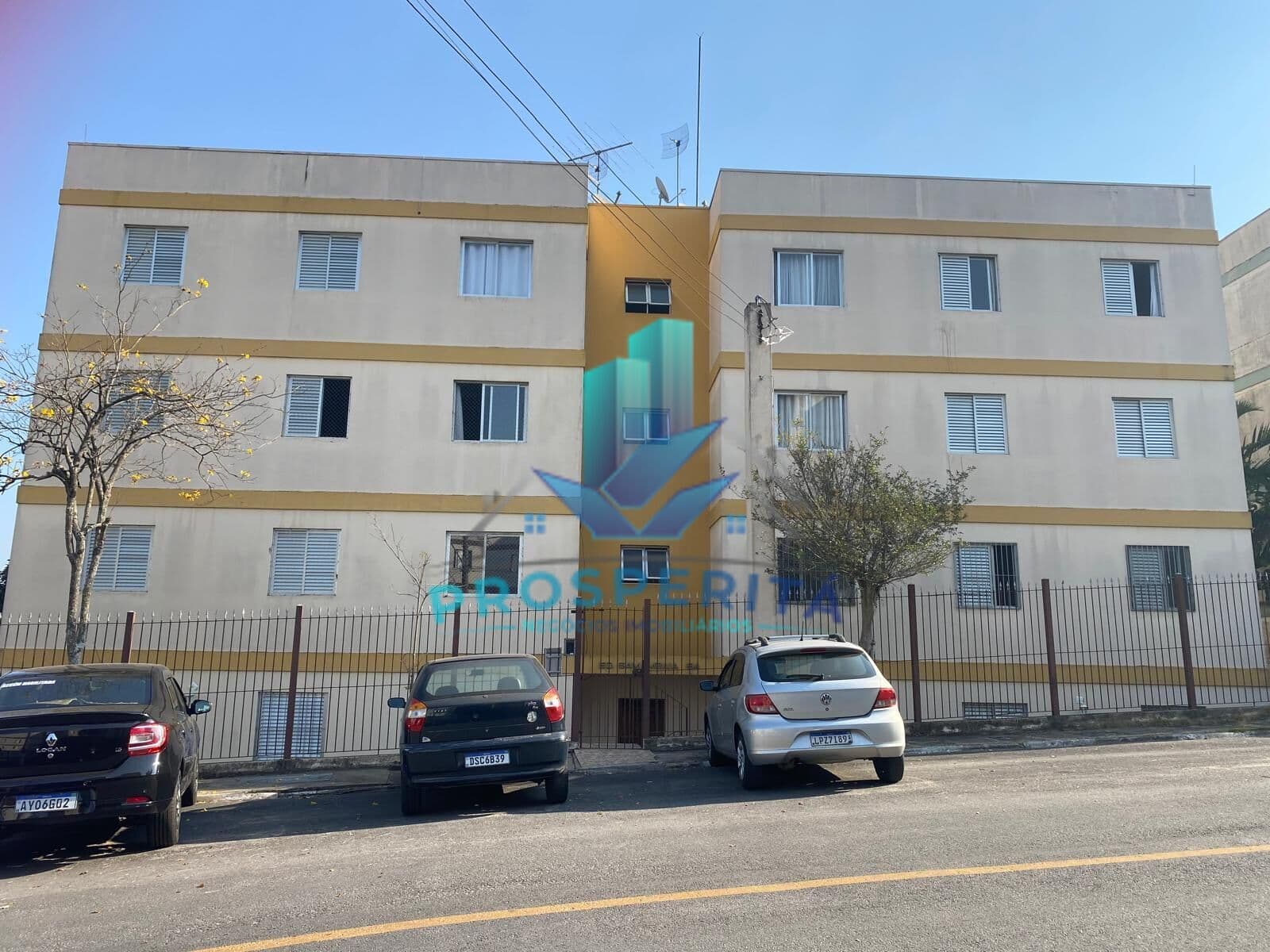 ÓTIMA OPORTUNIDADE - Edificio Samambaia À VENDA - Jardim Rio Das Pedras