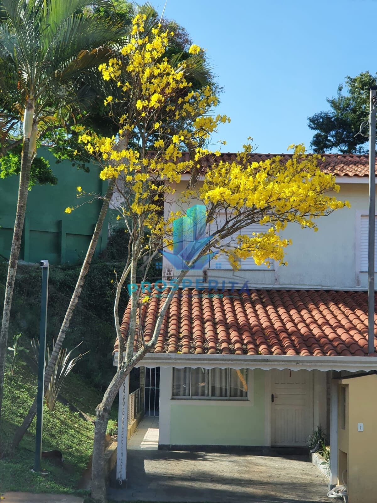 Casa ÀVENDA em Condomínio na Granja Viana à venda, 2 dorm, 2 vagas