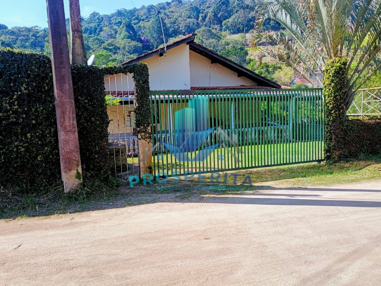 Casa á Venda Centro de Ibiúna/SP