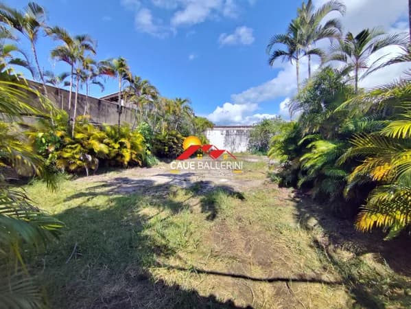 🏖️ Terreno a 200m da Praia!