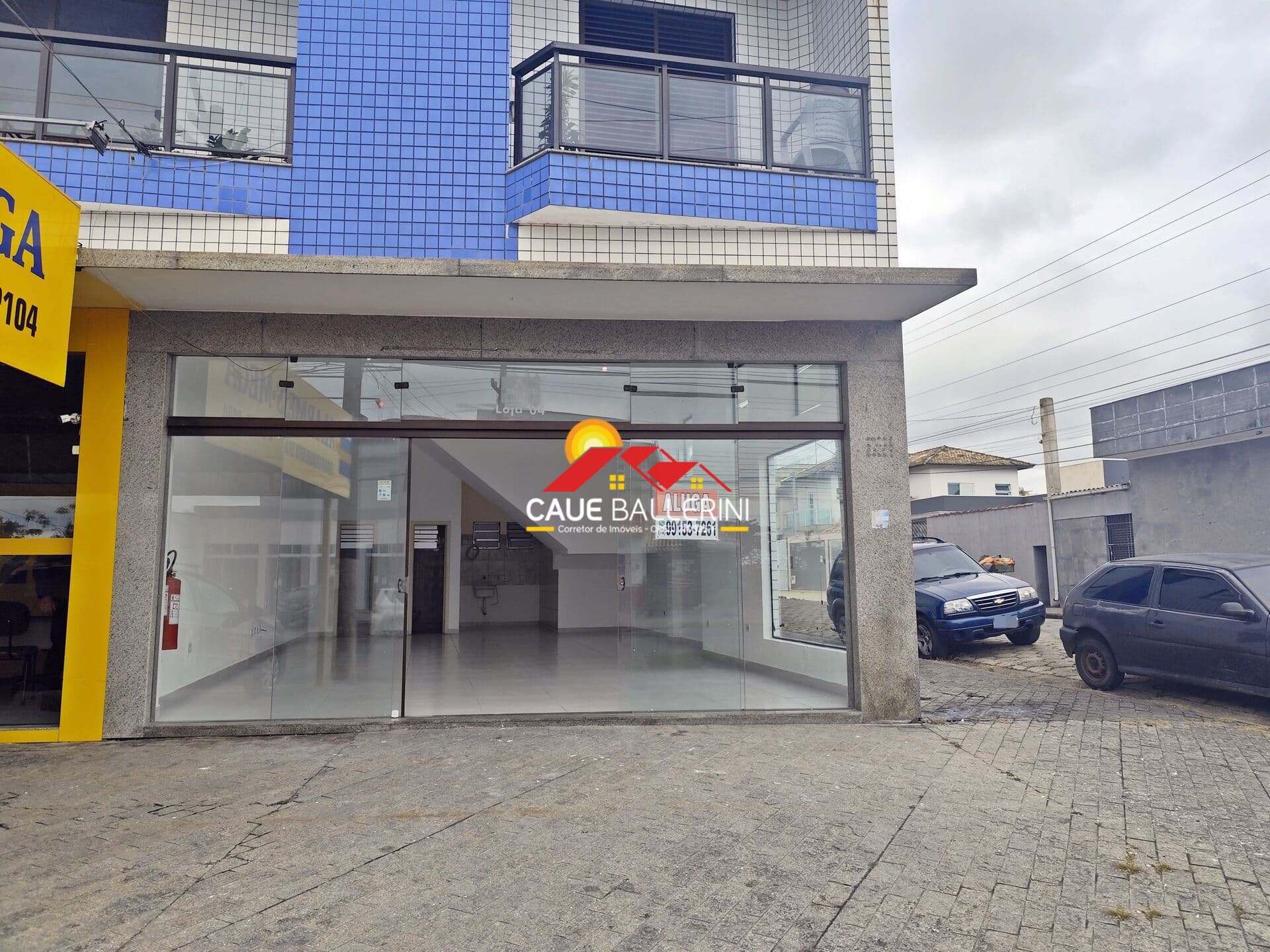 Salão comercial de esquina na movimentada Av. Padre Anchieta, no bairro Balneário Continental — visibilidade garantida e fluxo constante de pessoas e veículos!