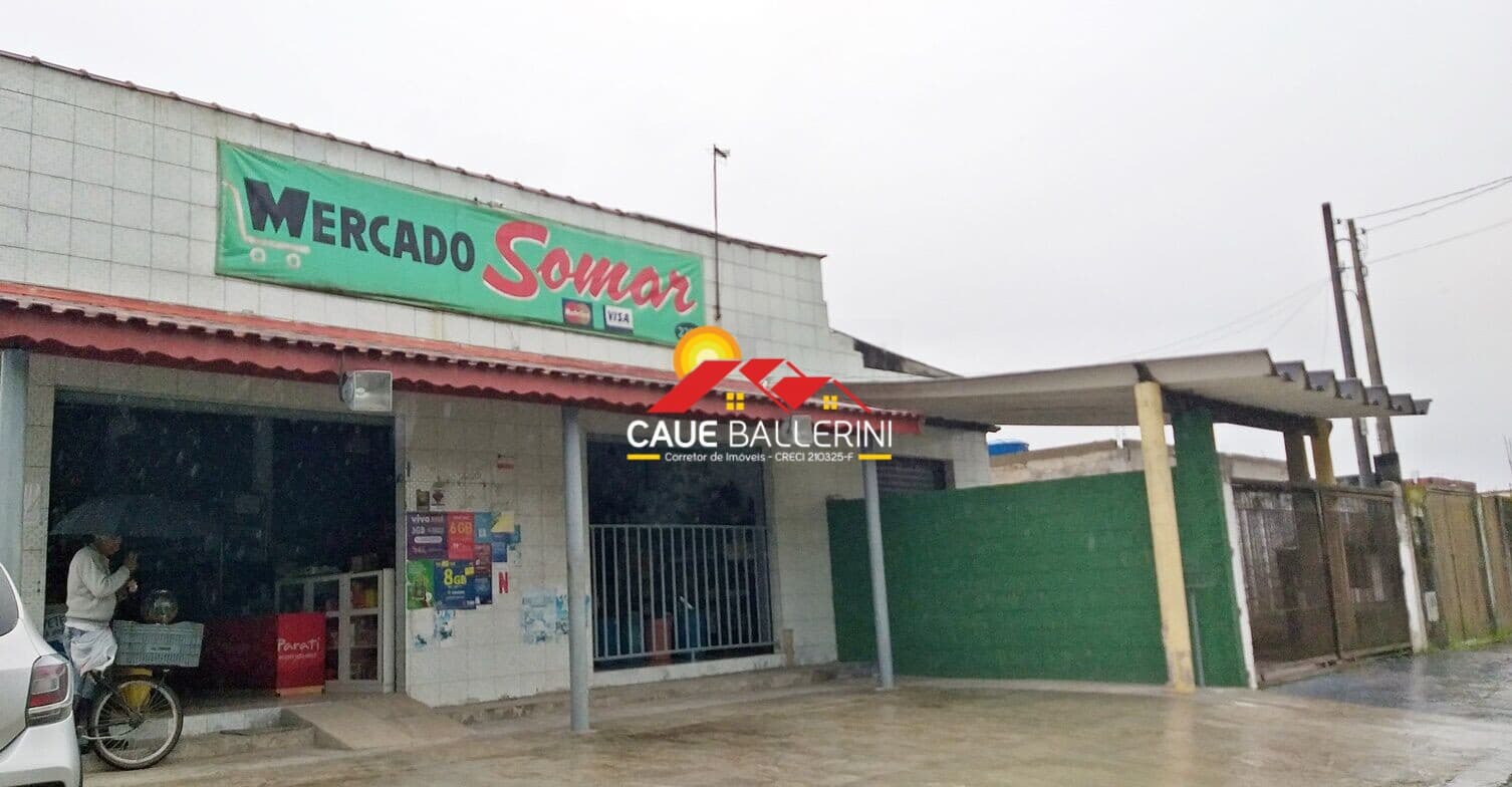 Prédio comercial com Mercado montado para venda em Peruíbe/SP