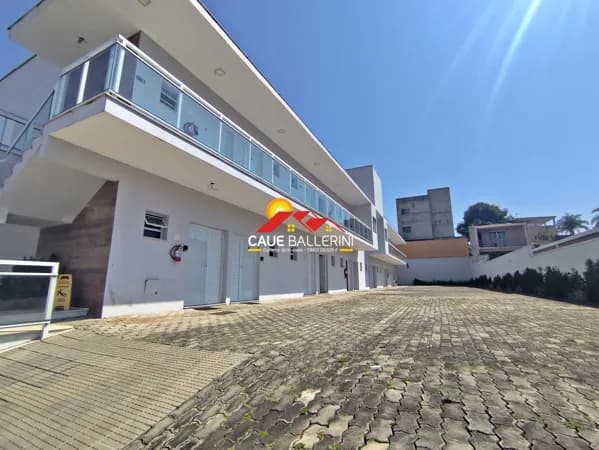 🏡 Flat para locação definitiva no coração de Peruíbe-SP!