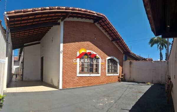 Casa lado praia com 4 dormitórios para locação definitiva em Peruíbe/SP: