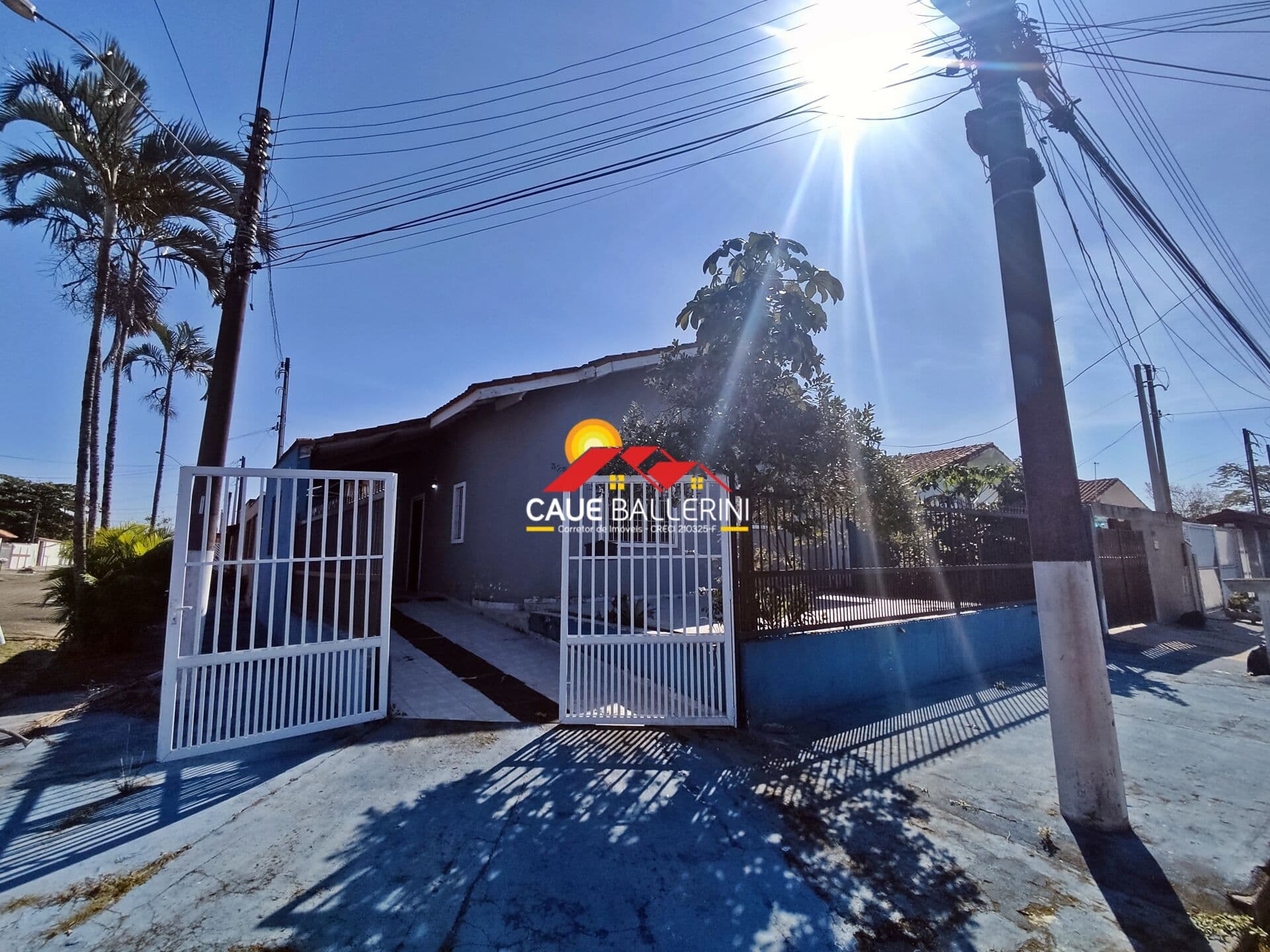 Linda casa térrea para locação definitiva em Peruíbe/SP: