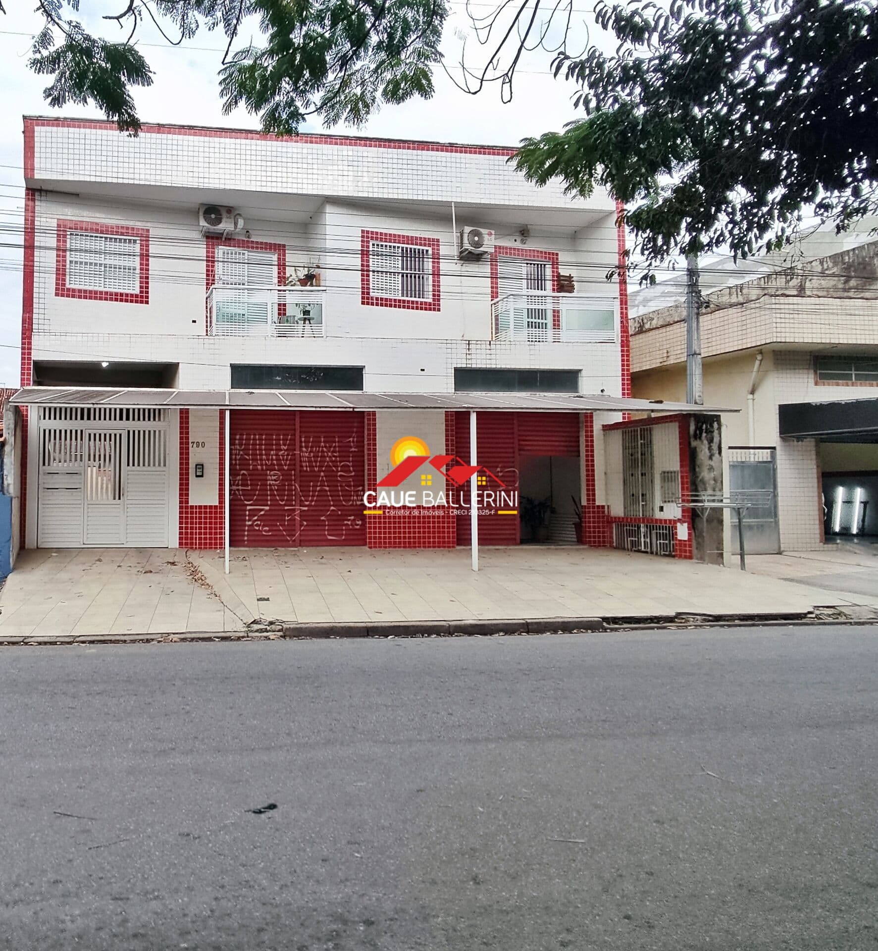 Lindo apartamento sobreloja com 2 dormitórios para locação definitiva em Peruíbe/SP: