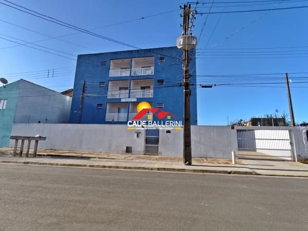 Excelente apartamento com 2 dormitórios e mobiliado, para locação definitiva na cidade de Peruíbe-SP: