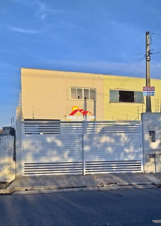 Linda casa com edícula para locação definitiva em Peruíbe/SP: