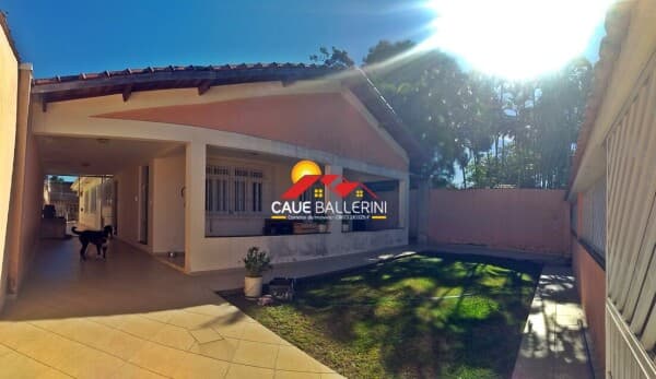 Excelente casa para venda com 7 dormitórios no Centro de Peruíbe/SP: