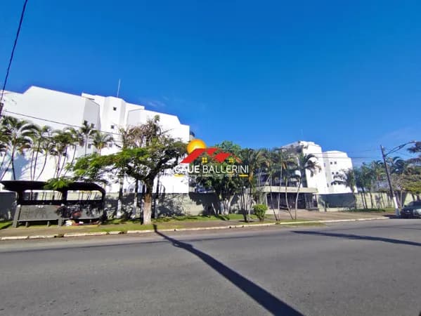 🏖 Apartamento Espaçoso e Sofisticado a 300m da Praia – Locação Definitiva em Peruíbe/SP