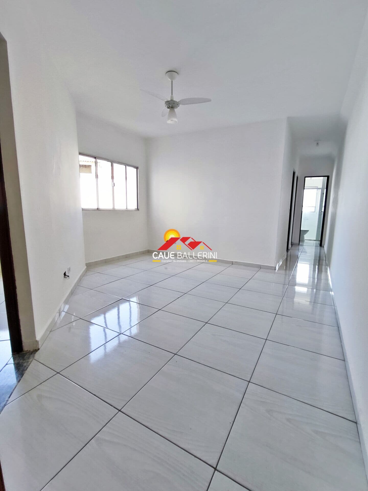 Apartamento popular para locação definitiva em Peruíbe - SP:
