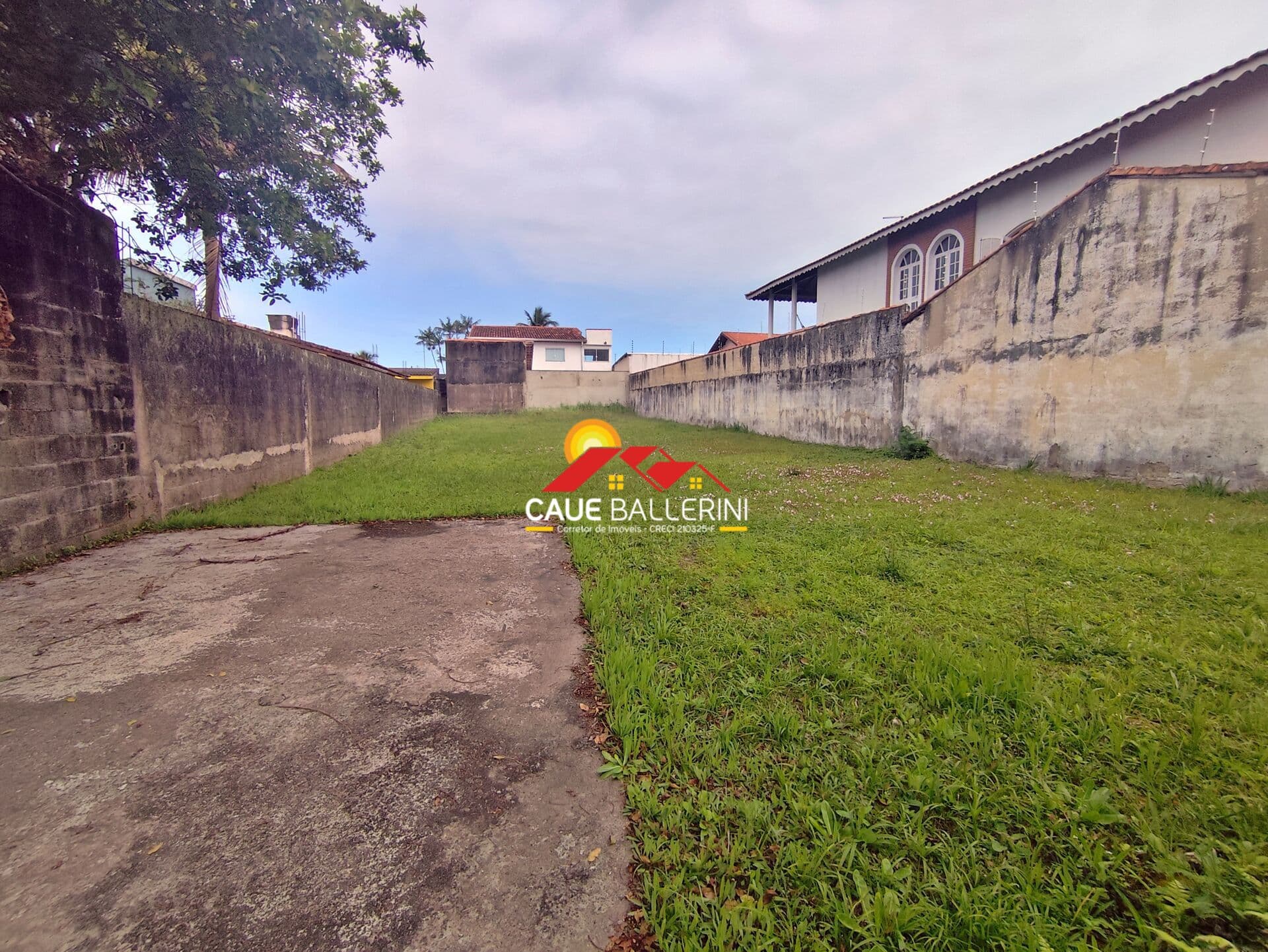 🏖️ Oportunidade Única em Peruíbe-SP: Terreno de 488 m² na Av. Gheorge Popescu – Bairro Arpoador