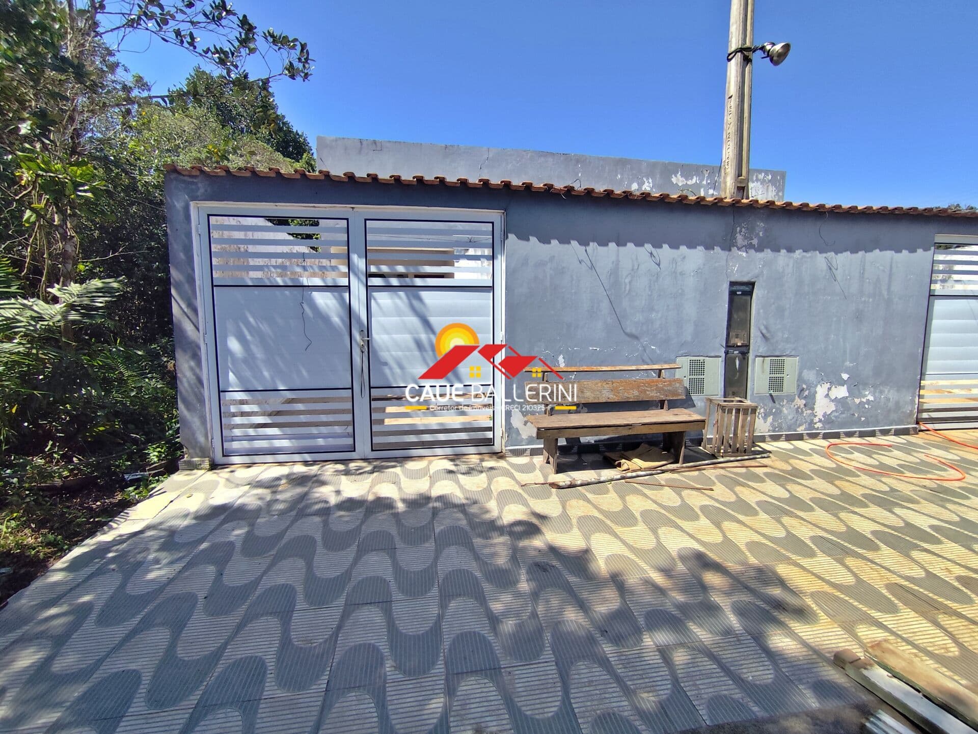 Casa térrea com suíte no Bairro São José 🏖️
