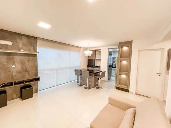 Apartamento com 2 suítes mobiliado a 300 metros da praia em Balneário Perequê, Santa Catarina