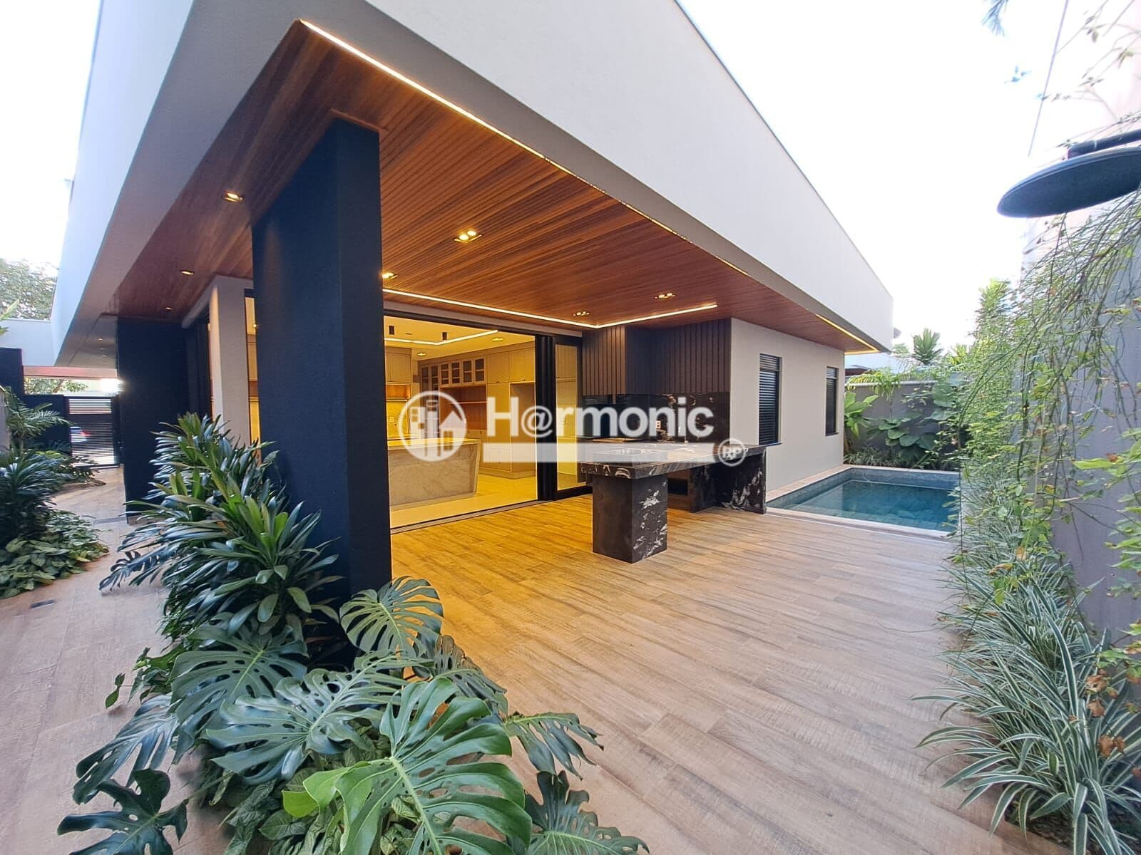Casa térrea alto padrão no Condomínio Terras de Siena