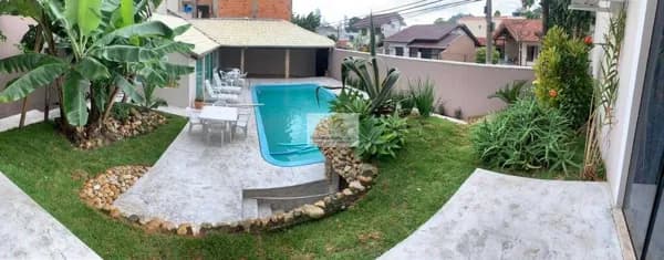 Apartamento estilo Garden Mobiliado para Locação – Bairro Nações | Balneário Camboriú/SC
