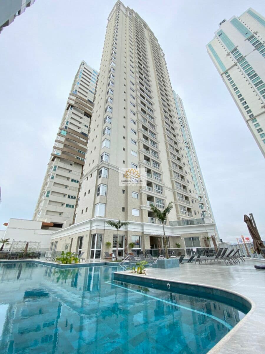 Apartamento à venda no Edifício Hamptons Village Balneário Camboriú, com 04 suítes e a qualidade de um Embraed