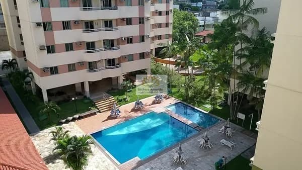 PARQUE DEZ - Vendo ou ALUGO Apartamento 03 quartos sendo 01 Suíte no Cond. JARDIM ITAPUÃ