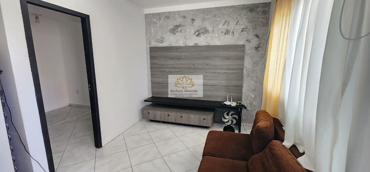 VENDO- Apartamento de 02 dormitório e 01 vaga no Bairro Santa Regina em Camboriú/SC