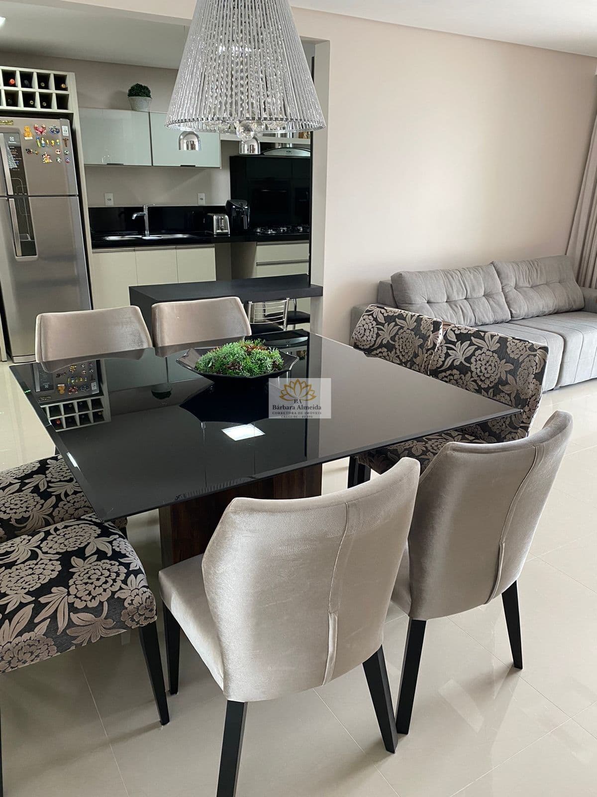 Vila Operária - Apartamento diferenciado com 03 dormitórios