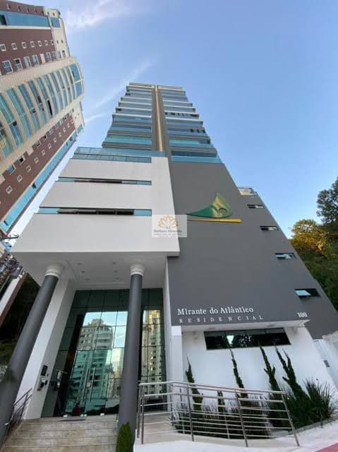 Apartamento na barra norte com 04 vagas de garagem