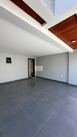 Venda - Casa Geminada, Duplex com 226m², 03 suítes no Centro de Itajaí/SC