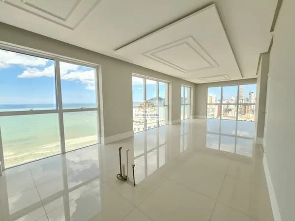 Apartamento Alto Padrão 04 suítes, 170m² privativos, vista mar no melhor e mais cobiçado ponto de Balneário Camboriú/SC