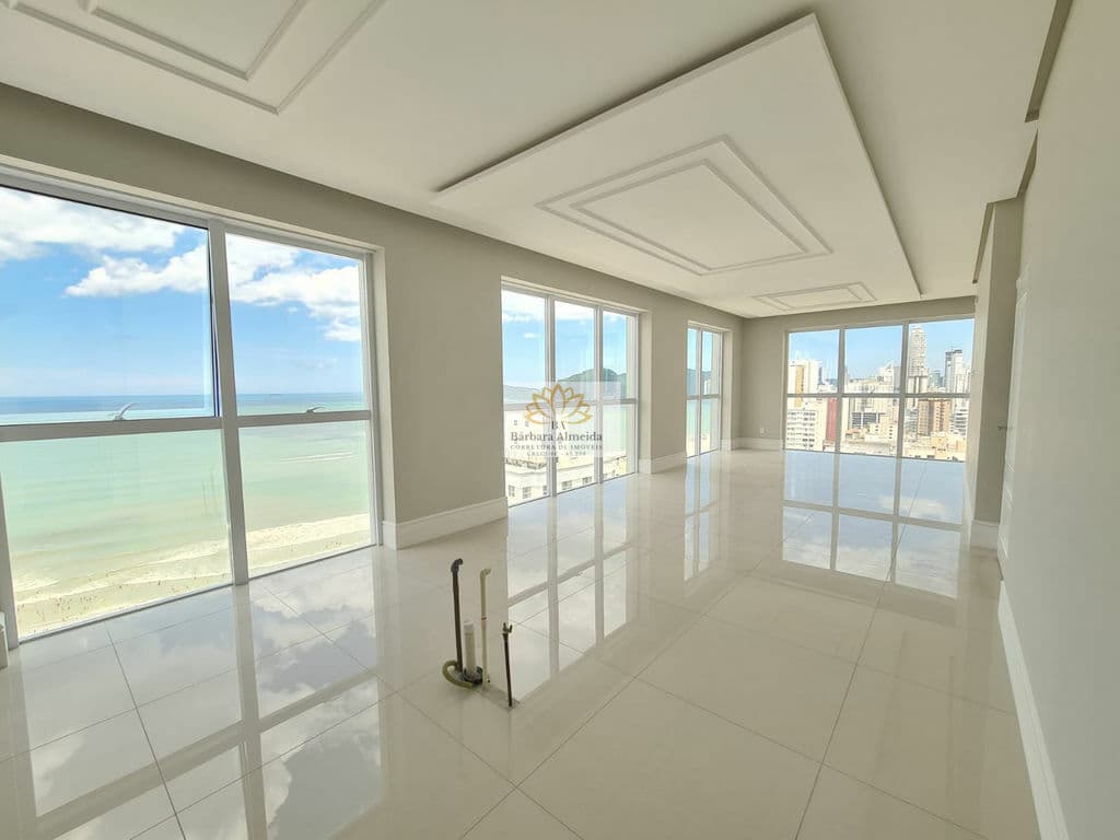Apartamento Alto Padrão 04 suítes, 170m² privativos, vista mar no melhor e mais cobiçado ponto de Balneário Camboriú/SC