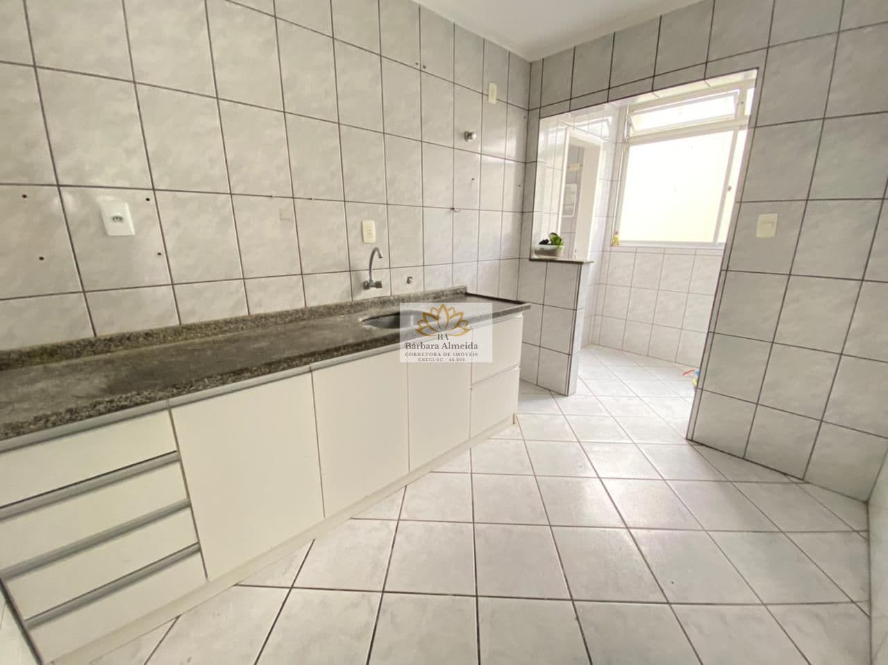 Apartamento de 02 dormitórios - no Localizado no Centro de Balneário Camboriú/SC