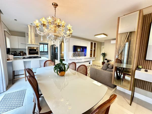 Apartamento Alto Padrão com 4 vagas de garagem