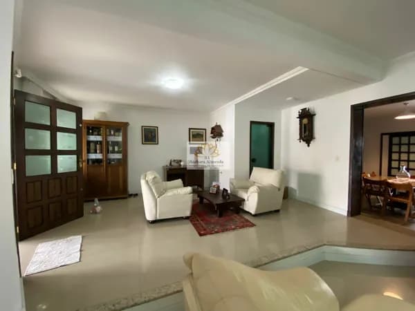 Casa duplex à venda no bairro São João - Itajaí/SC
