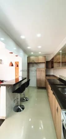 Ótimo apartamento com sacada gourmet a venda no Bairro Santa Maria