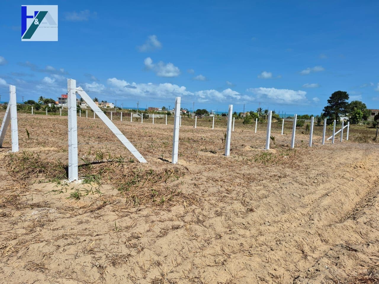 Lote/Terreno em Pitimbu - Centro