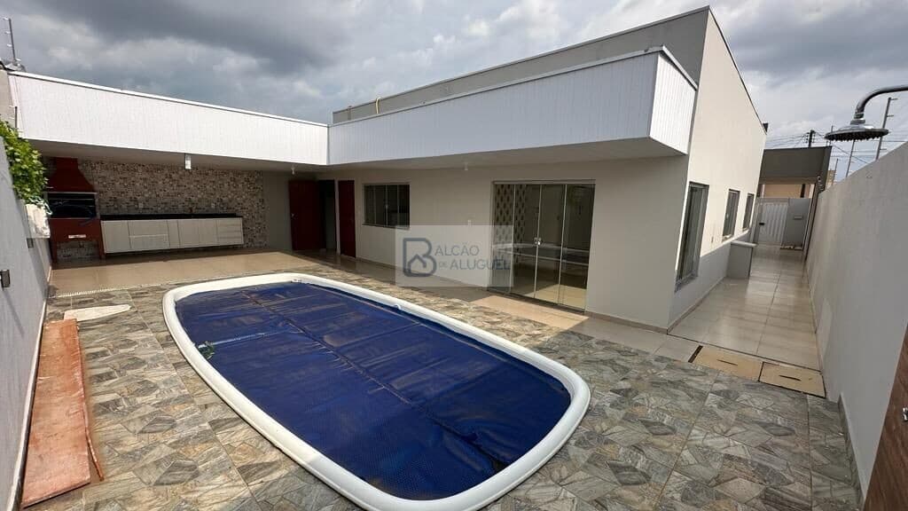 Casa Alto Padrão com Piscina