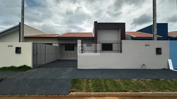 Linda casa disponivel para locação