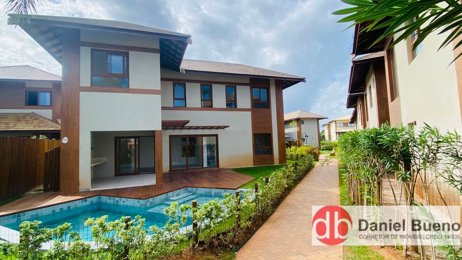 Casa em Condomínio Frente Mar - Belíssimo condomínio Frente Mar