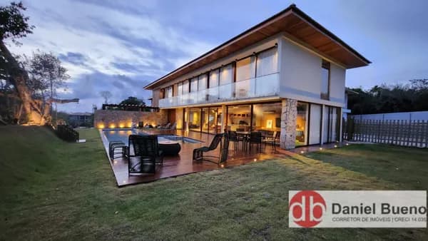 Casa Alto Padrão - Linda Arquitetura - Decorada