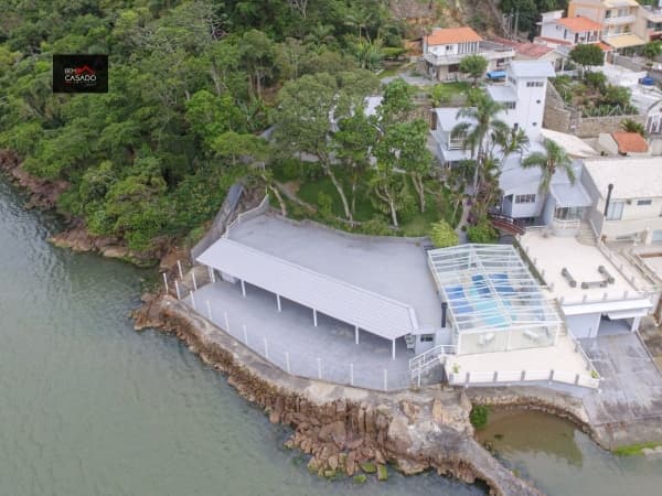 Casa Alto Padrão para Venda em Praia de Fora Palhoça-SC