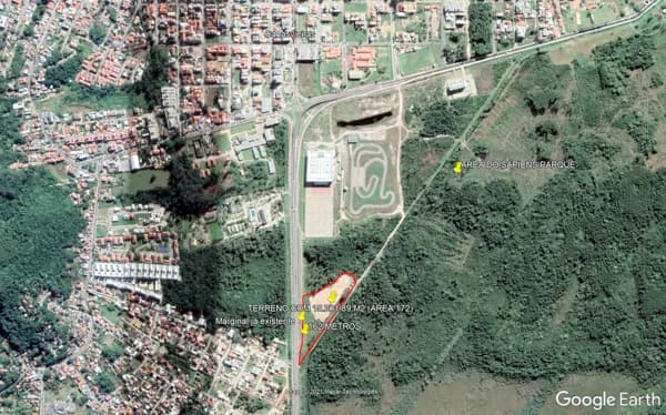 Terreno à venda no bairro canasvierias - Florianópolis/SC