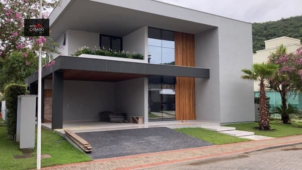 Casa Alto Padrão para Venda em Canasvieiras Florianópolis-SC