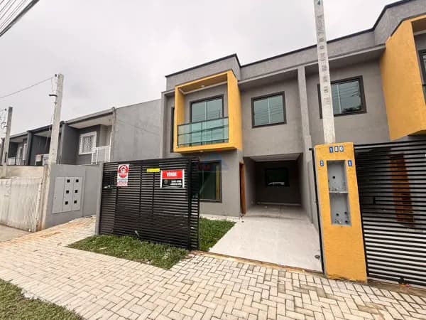 Sobrado à Venda no Vitória Régia – CIC, Curitiba/PR