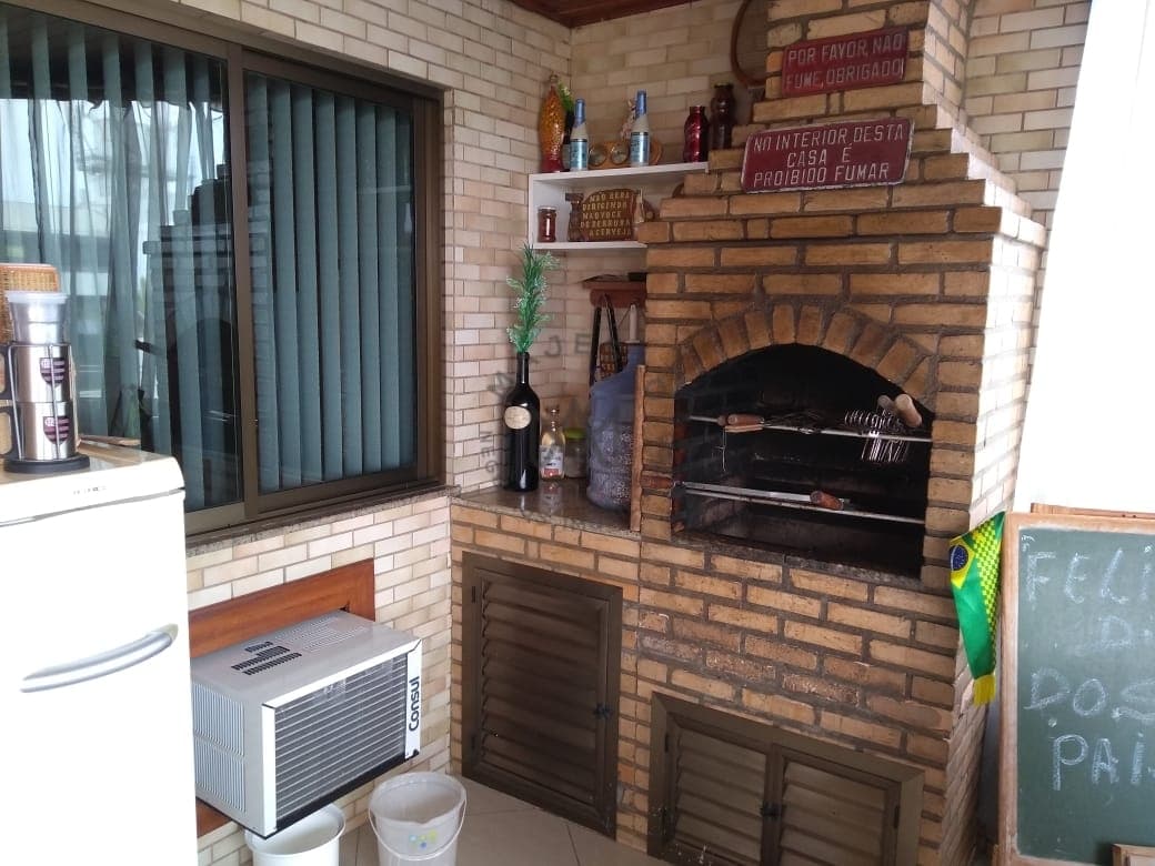 Espaço e Conforto: Apartamento de 4 Quartos no Prédio Baixo Gleba A, Recreio dos Bandeirantes!
