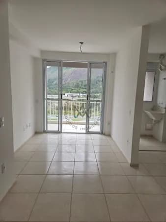 Apartamento 2 quartos (1 suíte) com vista montanhas na Barra Olímpica