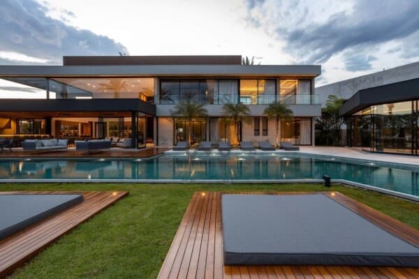 Casa em Santana de Parnaíba - Tamboré