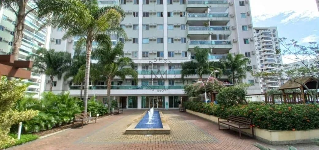 Apartamento de 3 quartos com varanda e sol da manhã na Barra Olímpica