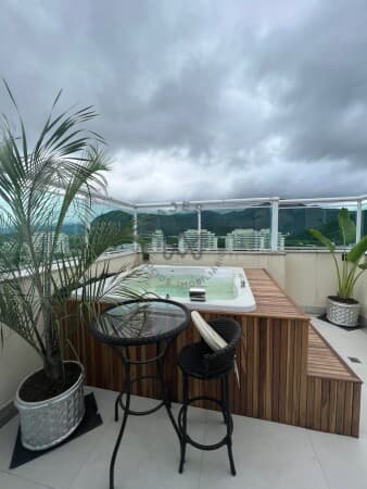 Sofisticação e Conforto em Cobertura Duplex de 3 Suítes com Terraço Gourmet e Vista Livre no London Green, Barra da Tijuca
