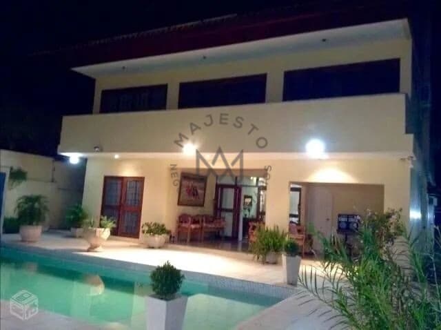 Luxo e Conforto Além das Expectativas: Casa Triplex Exclusiva no Maramar, Recreio dos Bandeirantes