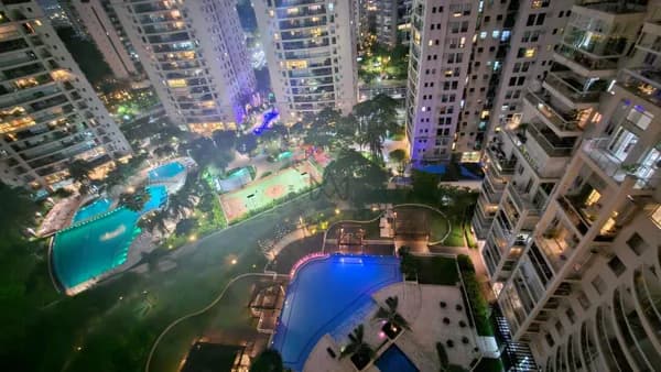 Apartamento Loft com vista livre no coração da Península, Barra da Tijuca.