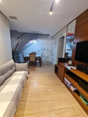 Cobertura duplex 3 quartos com gourmet e 2 vagas em Vargem Pequena