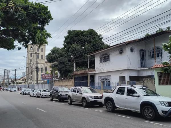 OPORTUNIDADE ESTRATÉGICA NO CORAÇÃO DE VILA VELHA!